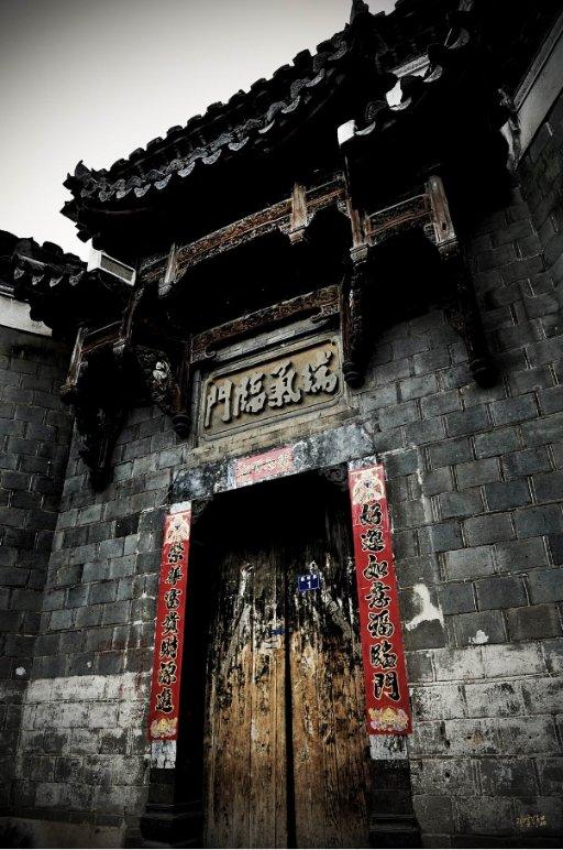 奔跑人生7.5高分!杨超越直言:人生没金手指,靠自己才最稳!